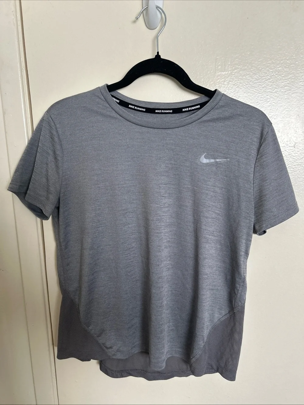 Nike Women's Grey Short-Sleeve Performance Tee with White Swoosh